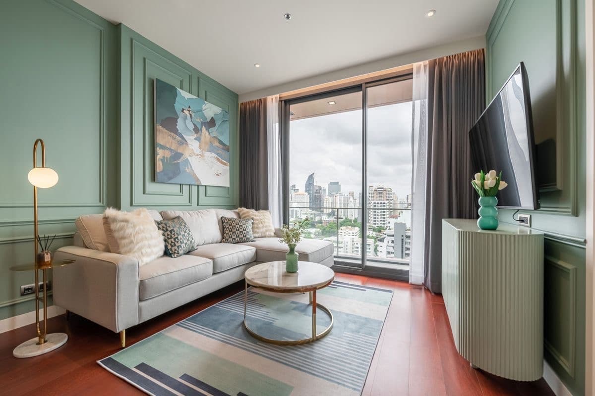 Khun by Yoo - Image 1