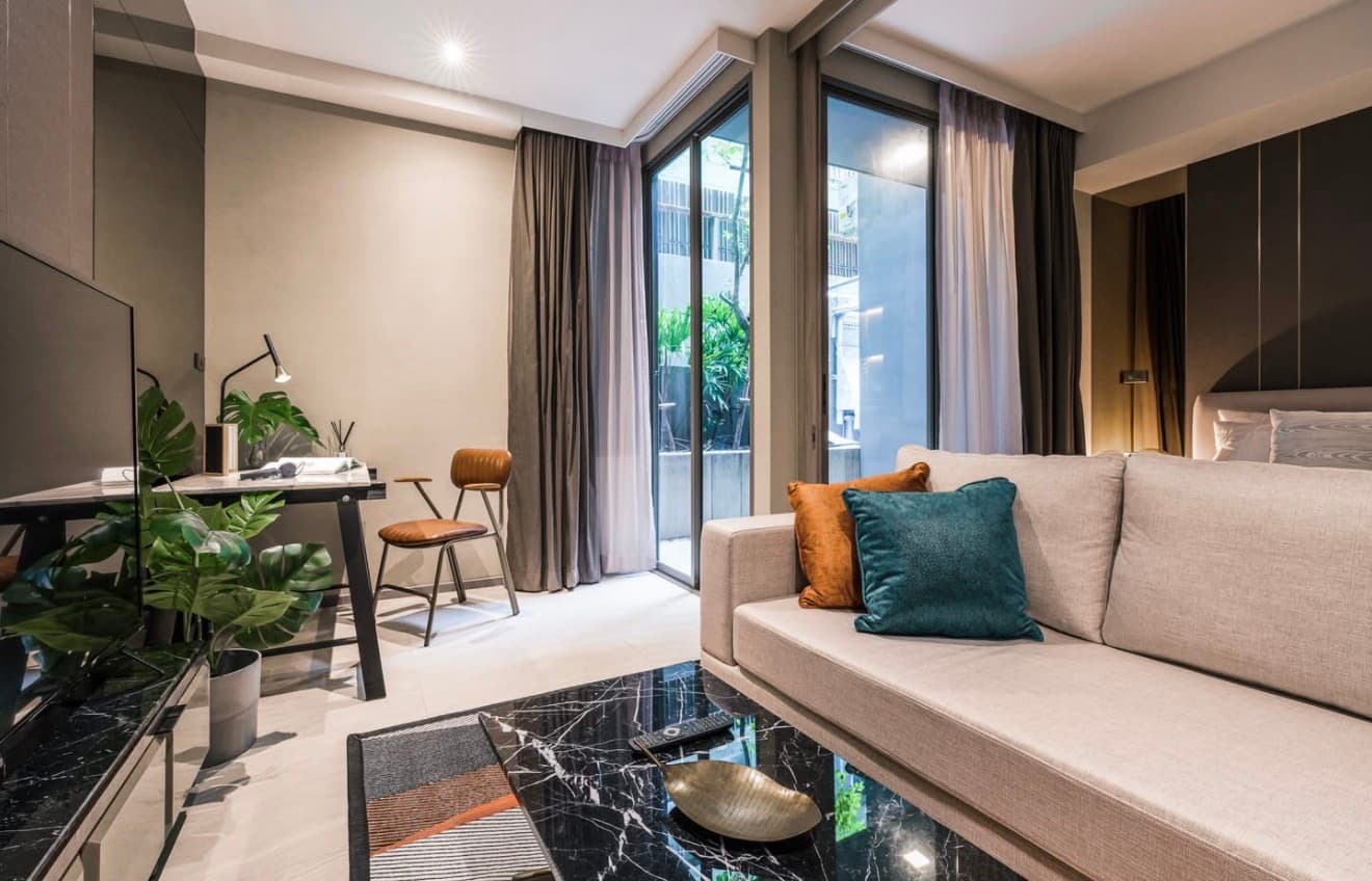 Fynn Sukhumvit 31 - Image 1