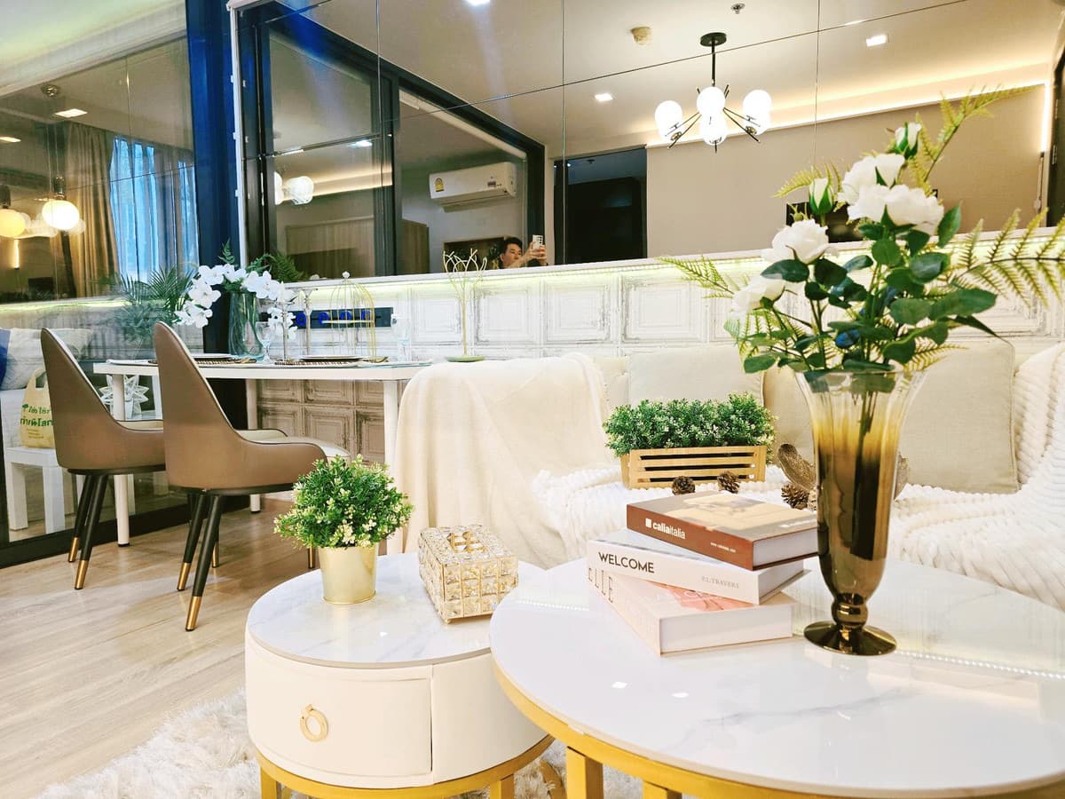 The Base garden rama 9 - Image 1