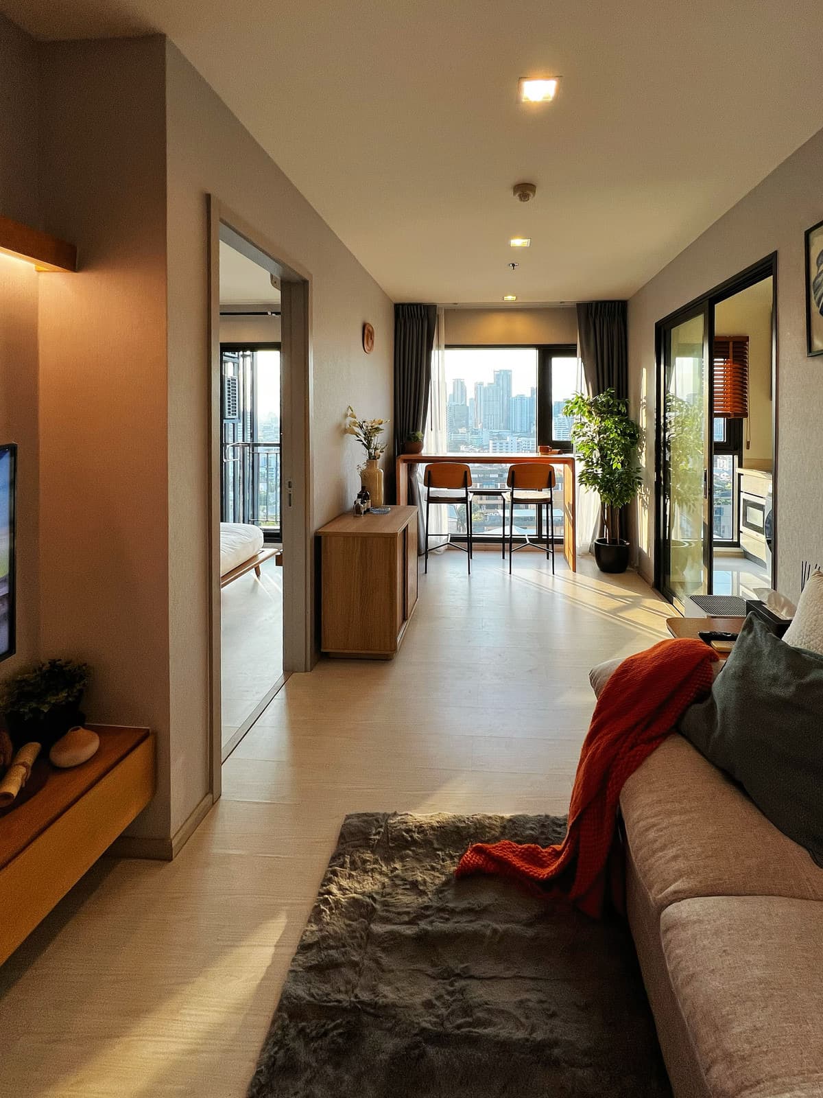 Rhythm Sukhumvit 36-38 - Image 1