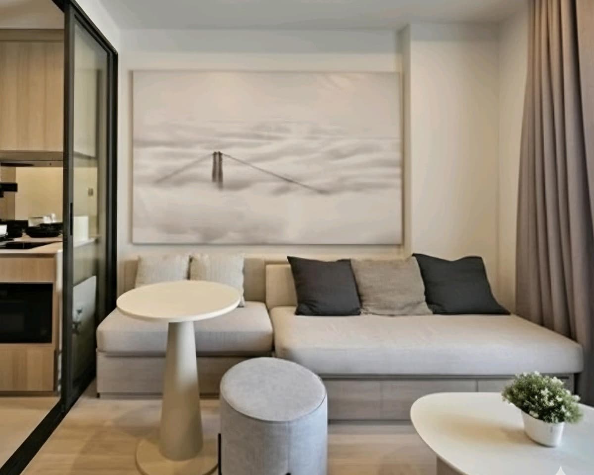 Reference Sathorn-Wongwienyai - Image 1