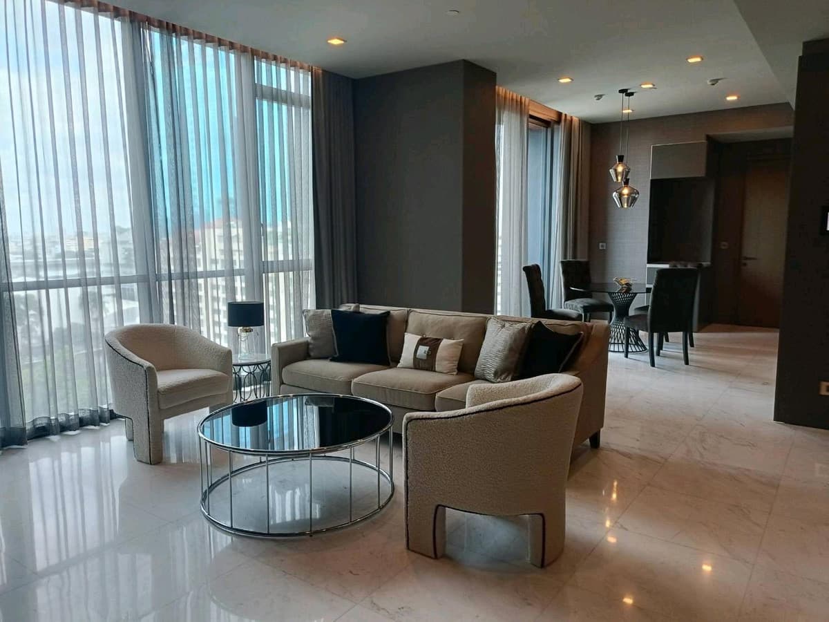 Monument Thonglor - Image 1