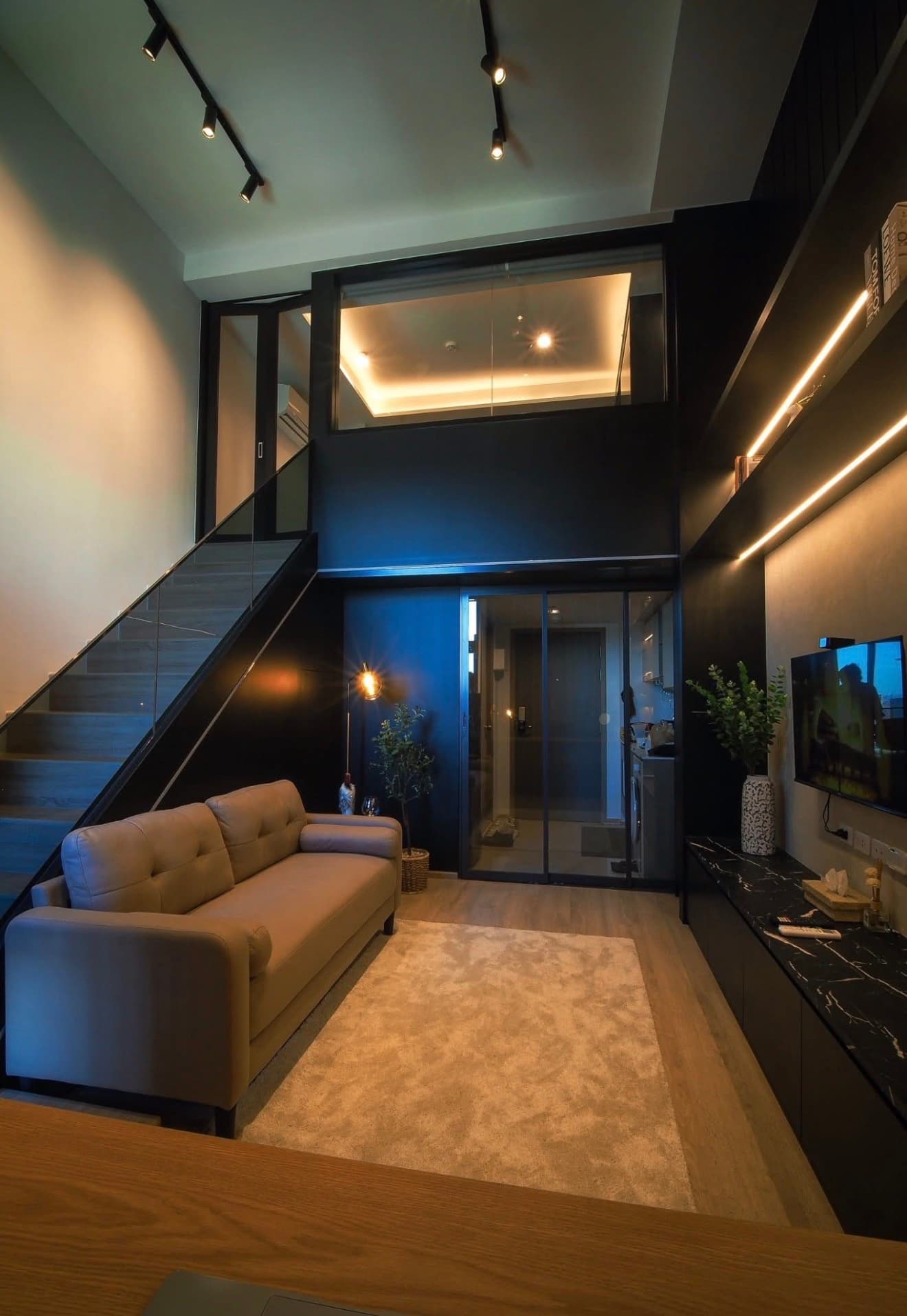 Ideo rama 9 - Asoke - Image 1