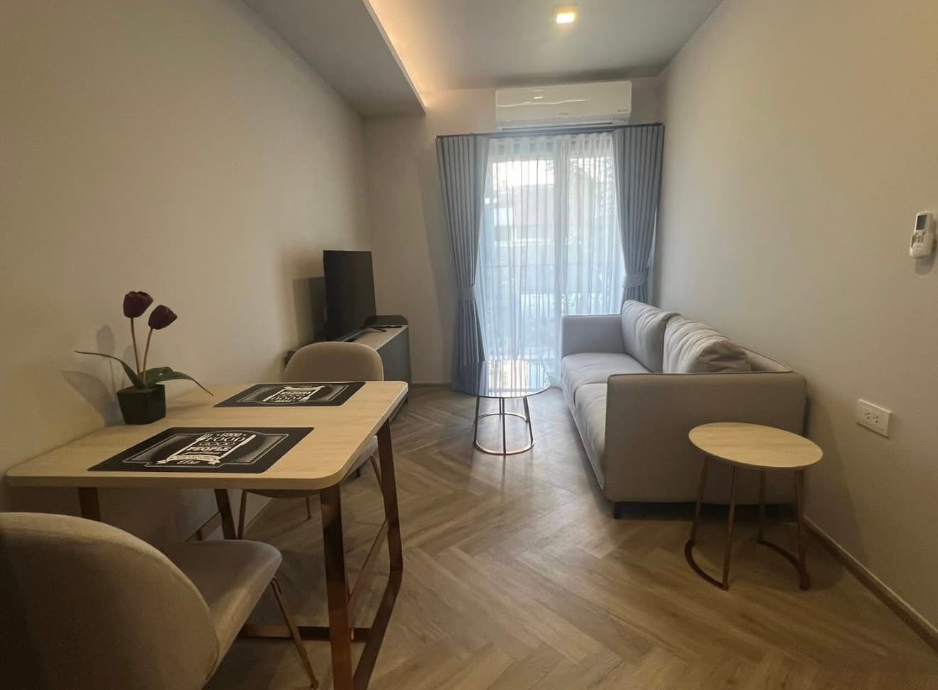 Chapter thonglor 25 - Image 1